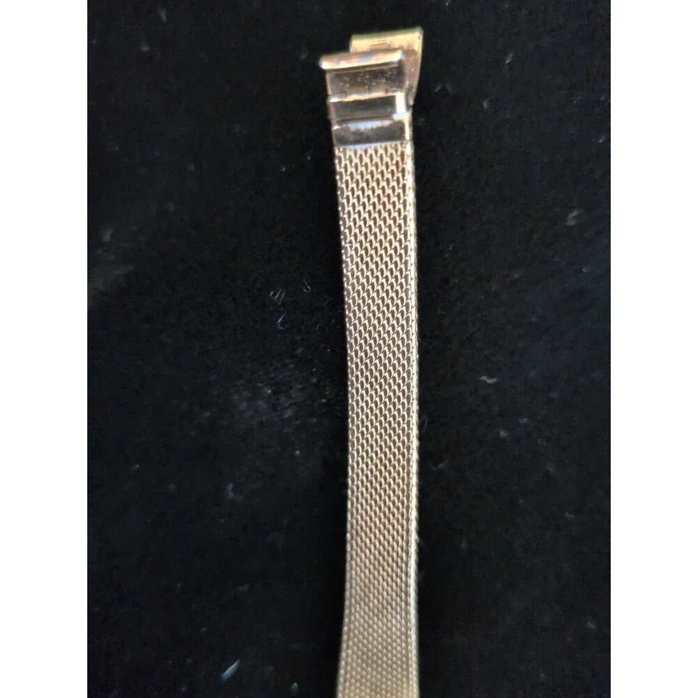 Women's Elgin Watch Japanese Movement Hong Kong Printed On Gold Band